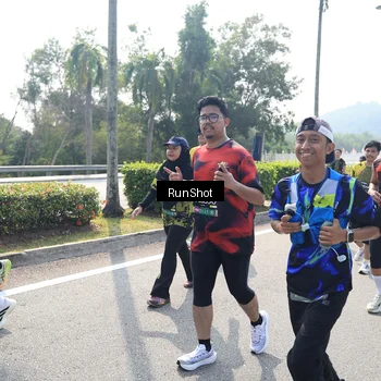 Runner Photo 6939335