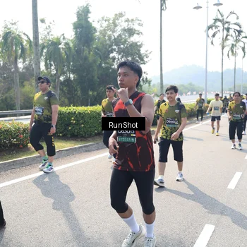 Runner Photo 6939343