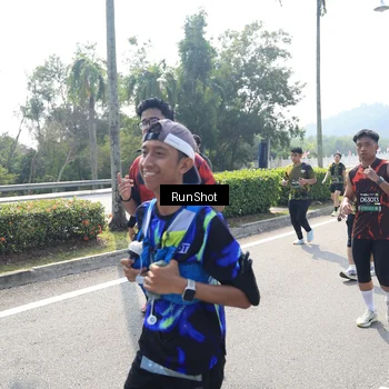 Runner Photo 6939345