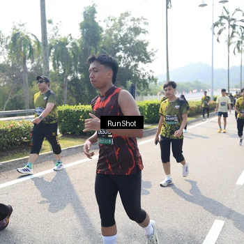 Runner Photo 6939347