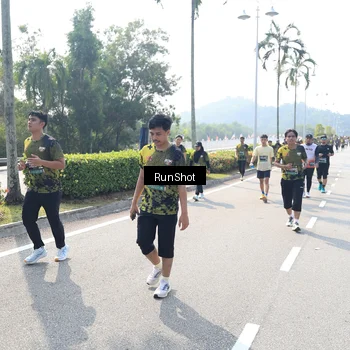 Runner Photo 6939349