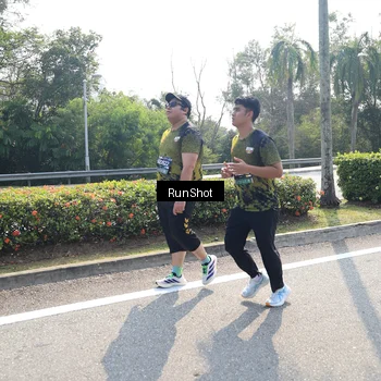 Runner Photo 6939360