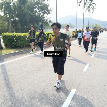 Runner Photo 6939364