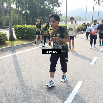 Runner Photo 6939369