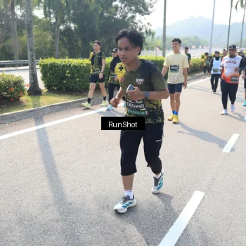 Runner Photo 6939371