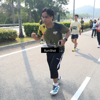 Runner Photo 6939372