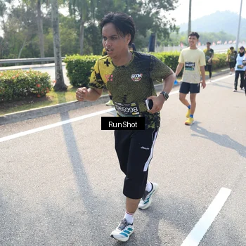 Runner Photo 6939375