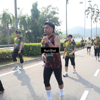 Runner Photo 6939379