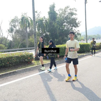 Runner Photo 6939383