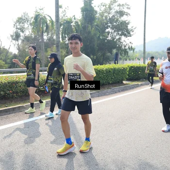 Runner Photo 6939390