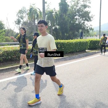 Runner Photo 6939393