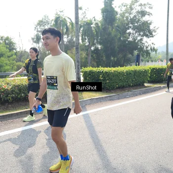 Runner Photo 6939395