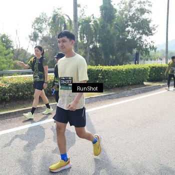 Runner Photo 6939399