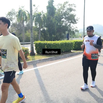 Runner Photo 6939401