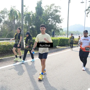 Runner Photo 6939404