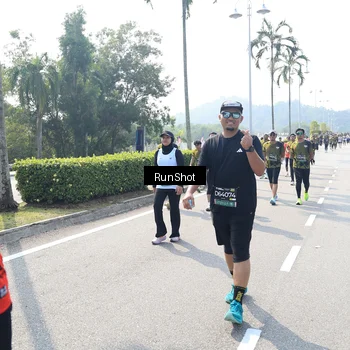 Runner Photo 6939408