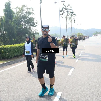 Runner Photo 6939413