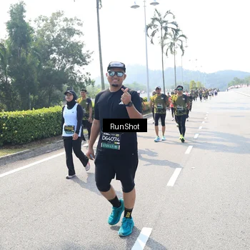 Runner Photo 6939414