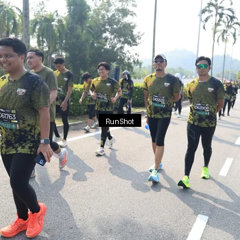 Runner Photo 6939445