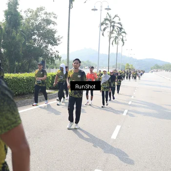 Runner Photo 6939448