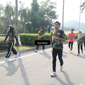 Runner Photo 6939450