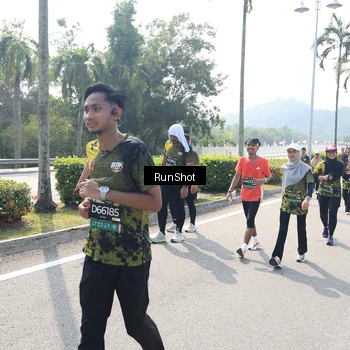 Runner Photo 6939456