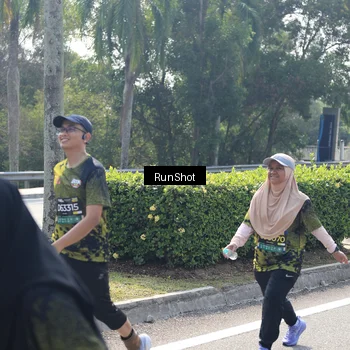 Runner Photo 6939499