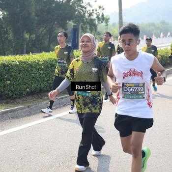 Runner Photo 6939515