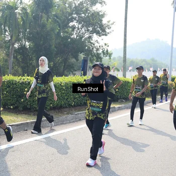 Runner Photo 6939542