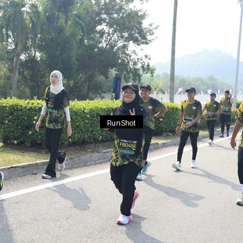 Runner Photo 6939545
