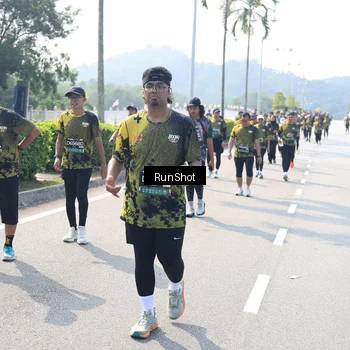 Runner Photo 6939550