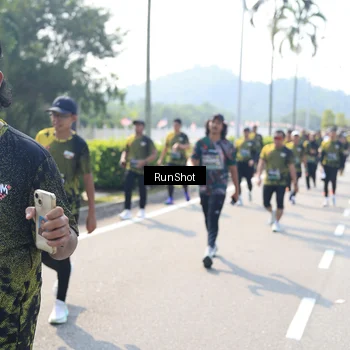 Runner Photo 6939559