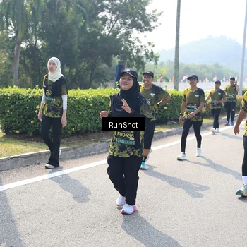 Runner Photo 6939561