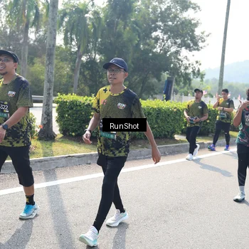 Runner Photo 6939574
