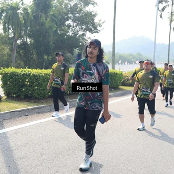 Runner Photo 6939576