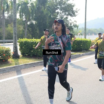 Runner Photo 6939579