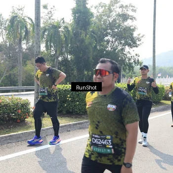 Runner Photo 6939597