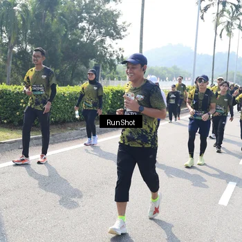 Runner Photo 6939644