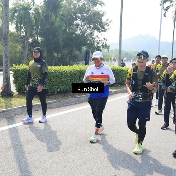 Runner Photo 6939654