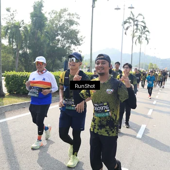 Runner Photo 6939655