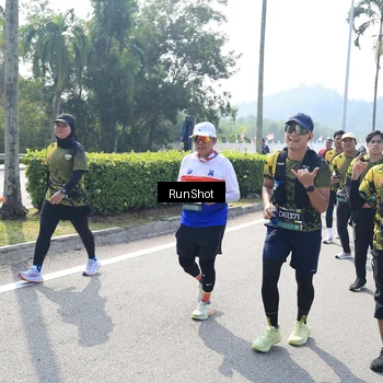 Runner Photo 6939656