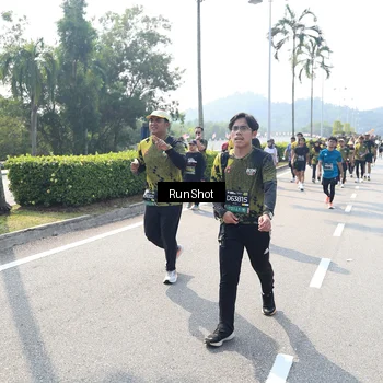 Runner Photo 6939671