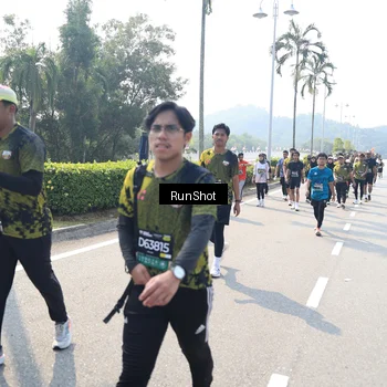 Runner Photo 6939675