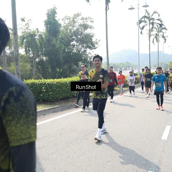 Runner Photo 6939677