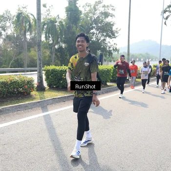 Runner Photo 6939678