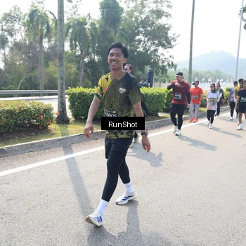 Runner Photo 6939680