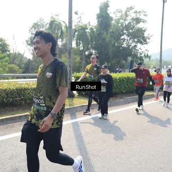 Runner Photo 6939683