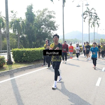 Runner Photo 6939685
