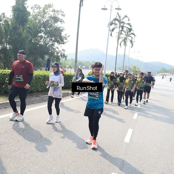 Runner Photo 6939691
