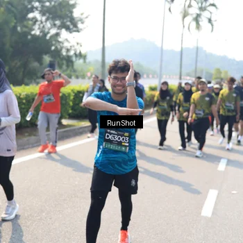 Runner Photo 6939695